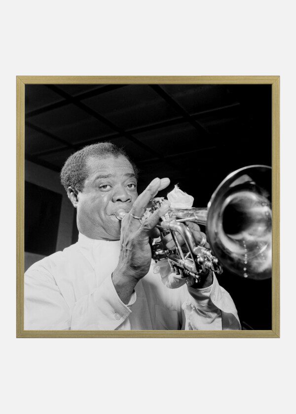 PORTRAIT OF LOUIS ARMSTRONG, CARNEGIE HALL, NEW YORK, N.Y., CA. APR. 1947