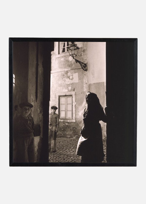 MEDIEVAL STREET ALFAMA LISBON PORTUGAL 1940