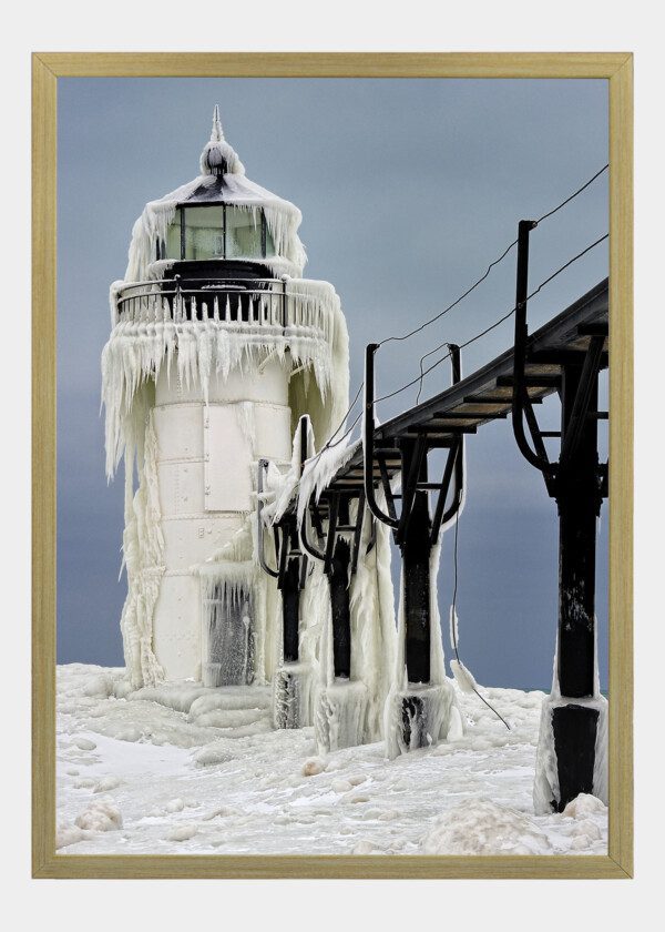 LIGHTHOUSE COVERED WITH ICE