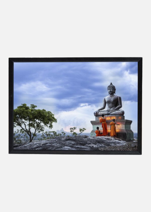 BUDDHA STATUE