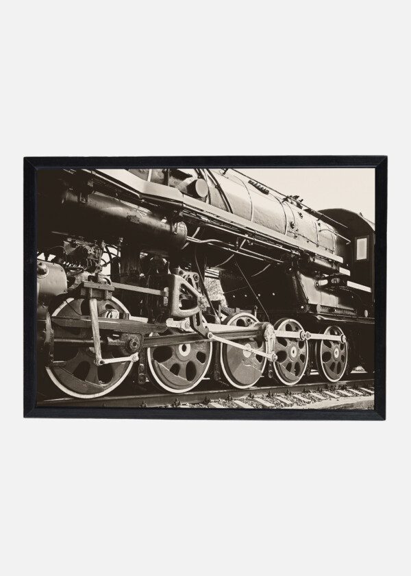STEAM LOCOMOTIVE