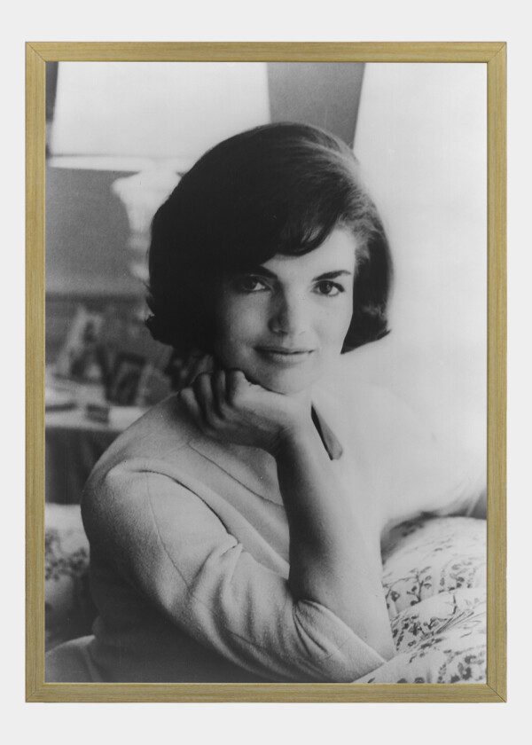 FIRST OFFICIAL WHITE HOUSE PHOTOGRAPH OF MRS. JOHN F. KENNEDY, HALF-LENGTH PORTRAIT,1961