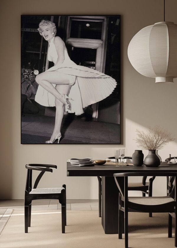 MARILYN MONROE