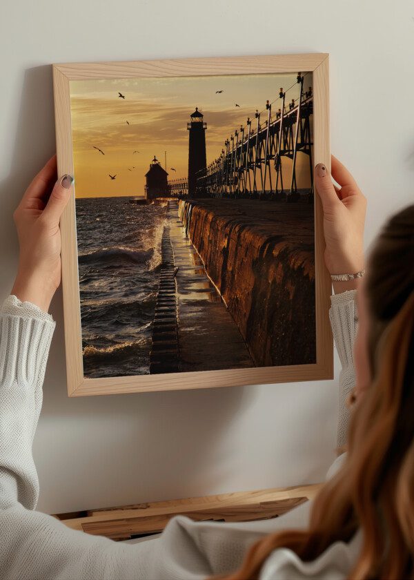 LIGHTHOUSE AND PIR