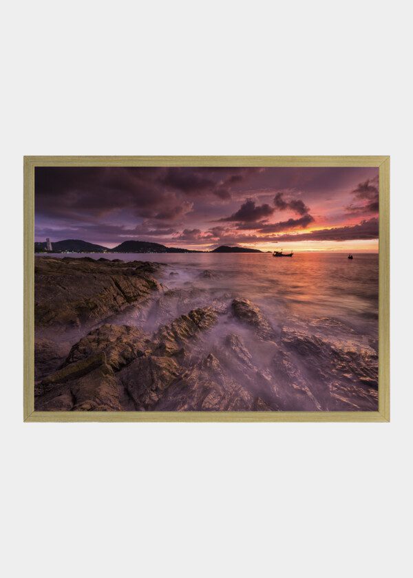 DRAMATIC SKY AT KALIM BEACH IN PHUKET