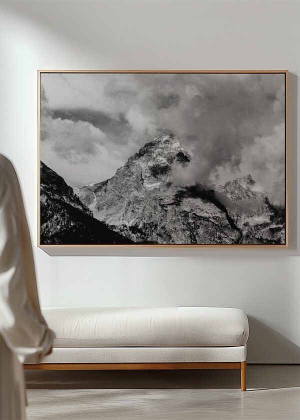 MOUNTAIN