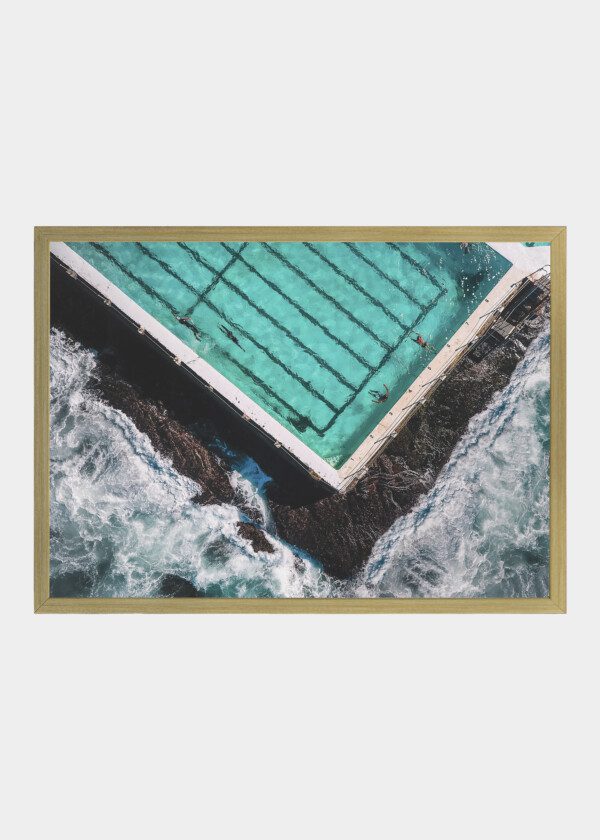 ROCK POOL IN BONDI BEACH AUSTRALIA