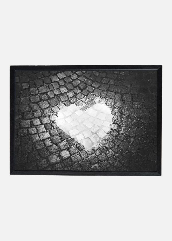 HEART IN COBBLESTONE