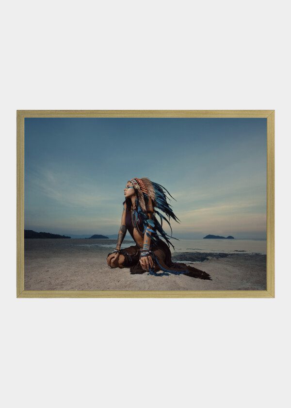 NATIVE AMERICAN WOMAN