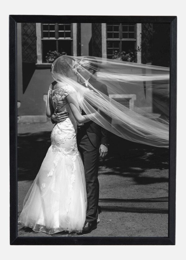 BRIDAL COUPLE