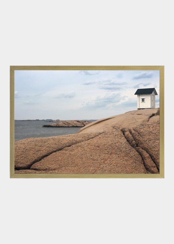 SMALL WHITE HOUSE ON BEACH CLIFF