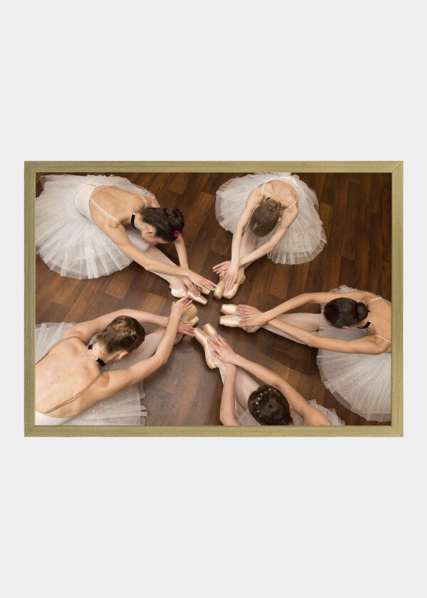 BALLET DANCERS