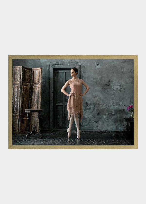 DANCER
