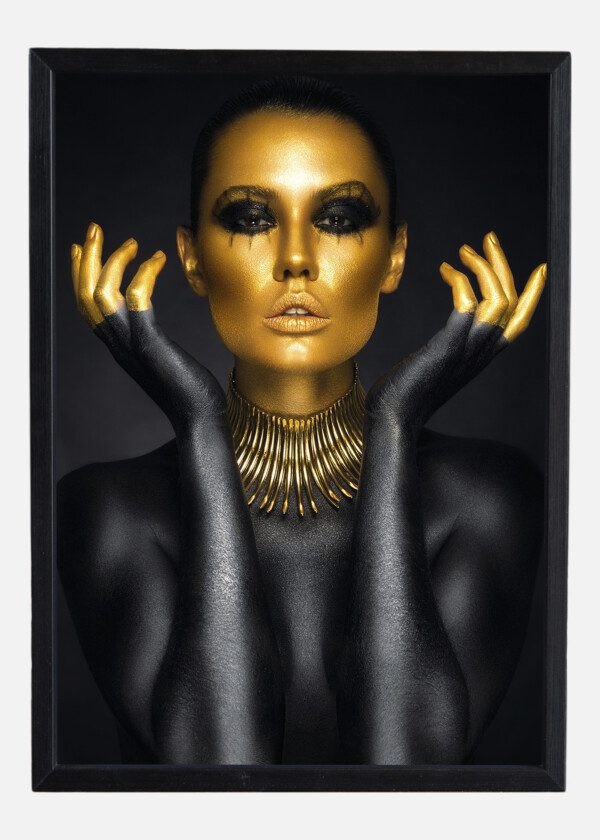 GOLDEN BODY, GIRL IN GOLD PAINT