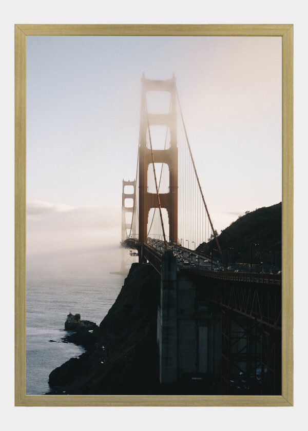 GOLDEN GATE IN FOG