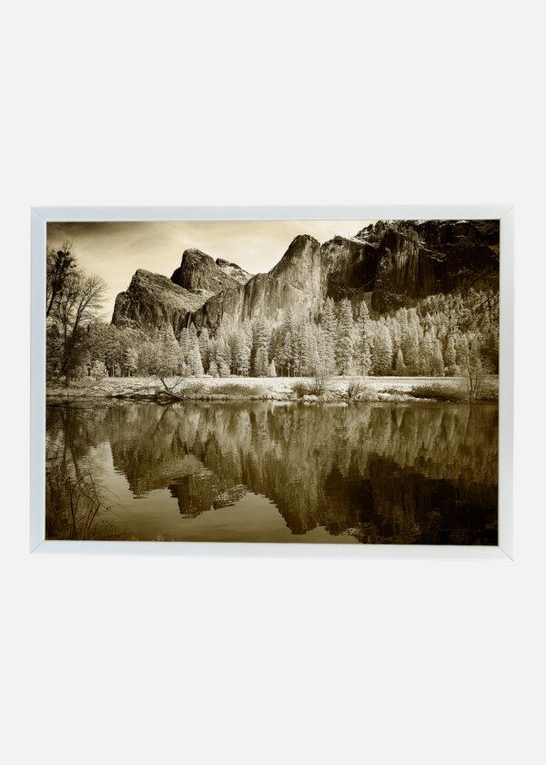 MOUNTAINS AND LAKE