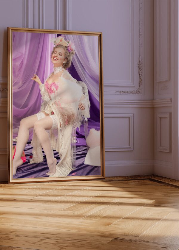A SEXY GIRL, IN A ROMANTIC NEGLIGEE