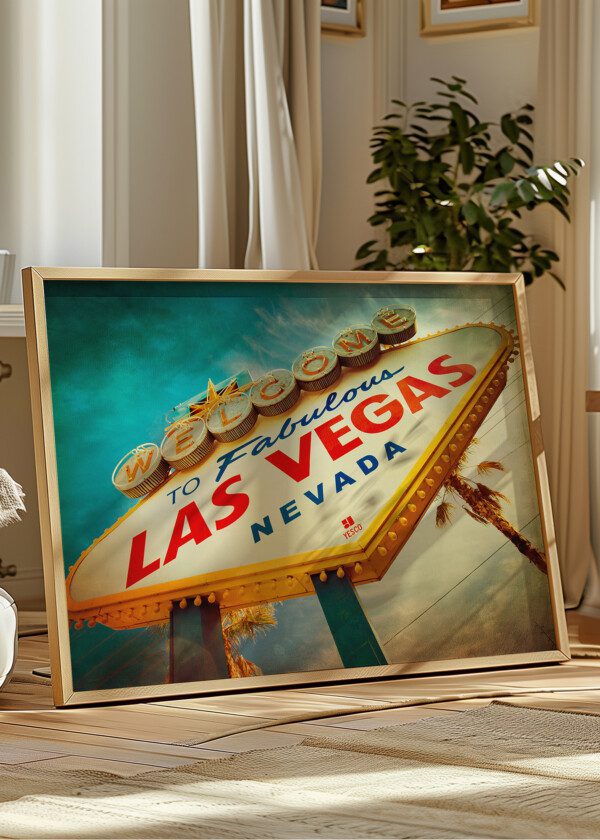 FAMOUS WELCOME TO LAS VEGAS SIGN WITH VINTAGE TEXTURE