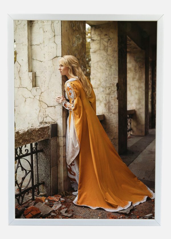 WOMAN IN MEDIEVAL DRESS