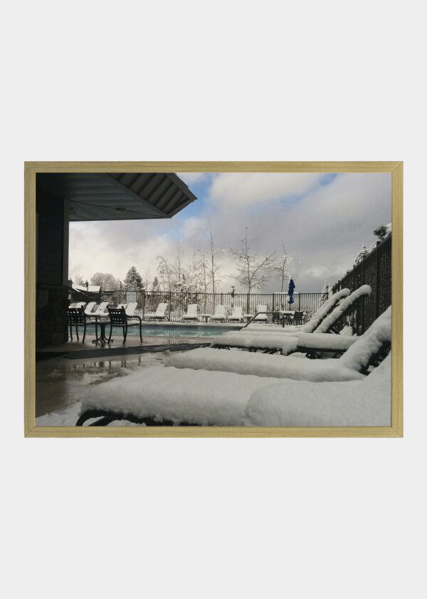SNOW POOL