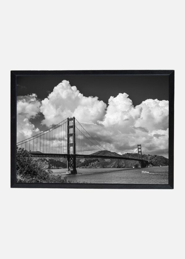 HISTORICAL WEST COAST THE GOLDEN GATE BRIDGE IN SAN FRANCISCO PACIFIC OCEAN AND ROAD, CALIFORNIA